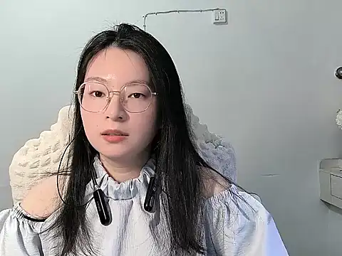 Eeya-36 online show from March 25, 12:04 pm