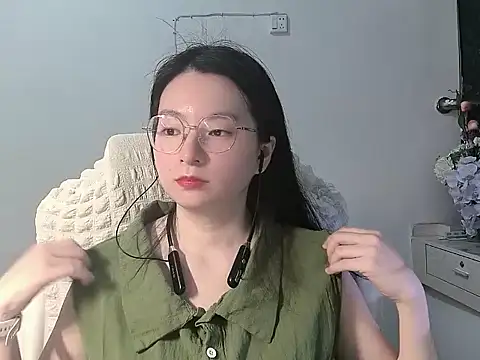 Eeya-36 online show from March 23, 12:27 pm