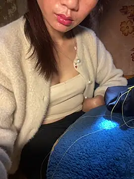 Candy baby01 online show from April 2, 1:46 am