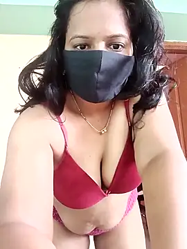 Miss-Dolly07 online show from April 10, 5:36 am