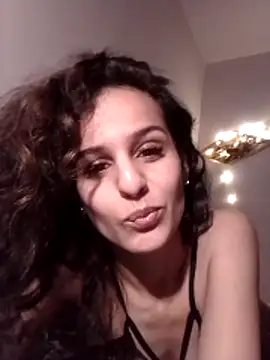 MissElen online show from March 2, 4:47 pm