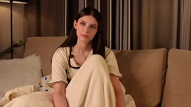 KerstinMaynor online show from March 23, 11:21 am