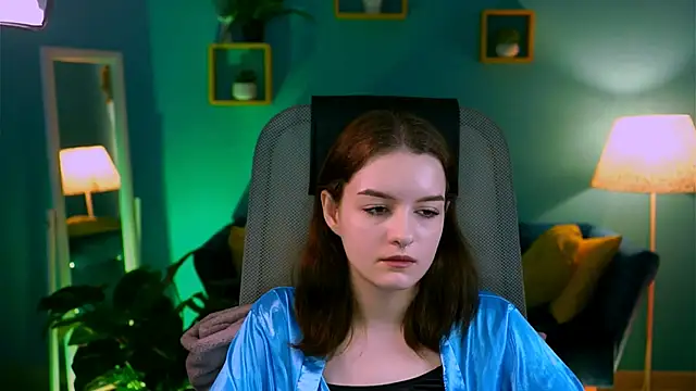 KellieBanshe online show from April 1, 4:14 am