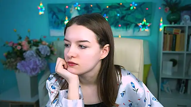 KellieBanshe online show from June 1, 4:24 am