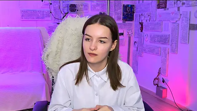 KellieBanshe online show from May 18, 7:02 am