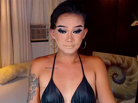 xXLustFullTransXx online show from April 11, 12:40 am