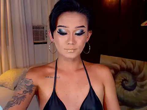 xXLustFullTransXx online show from March 29, 2:52 pm