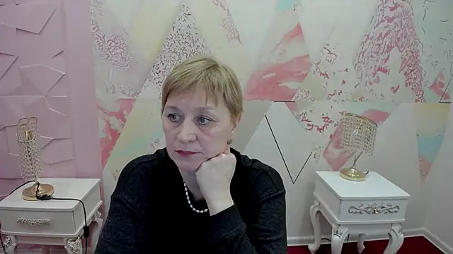 Snapshot of Geria_nika chatting on March 3, 1:51 pm Geria nika online show from March 3, 1:51 pm