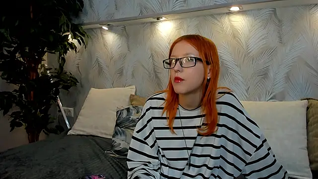 Snapshot of Emma_Dusk chatting on March 3, 5:14 am Emma Dusk online show from March 3, 5:14 am