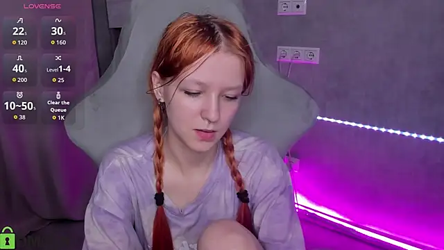 Emma Dusk online show from May 15, 11:03 pm