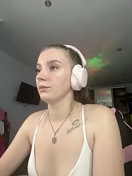 Mary Blu online show from January 31, 7:12 pm