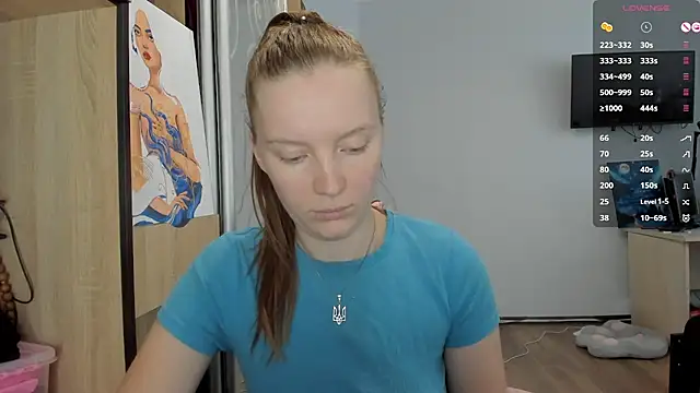 Mary Blu online show from October 4, 7:54 am