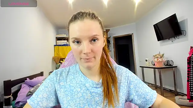 Mary Blu online show from February 17, 3:53 pm