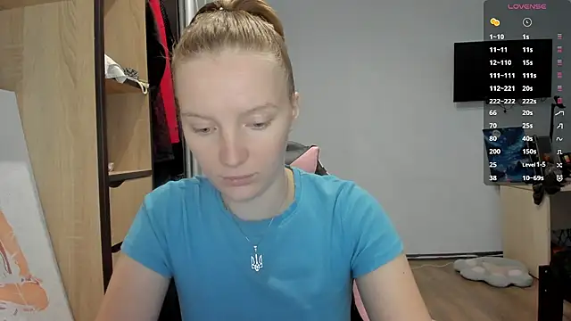 Mary Blu online show from October 2, 9:23 am