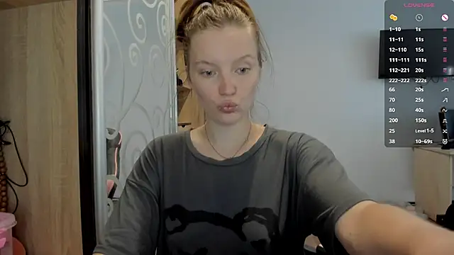 Mary Blu online show from September 21, 8:52 am