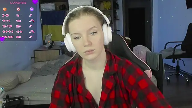 Mary Blu online show from January 6, 3:10 am