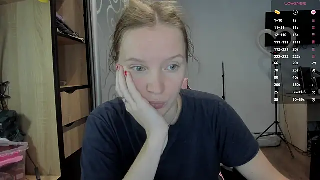 Mary Blu online show from October 13, 8:27 am