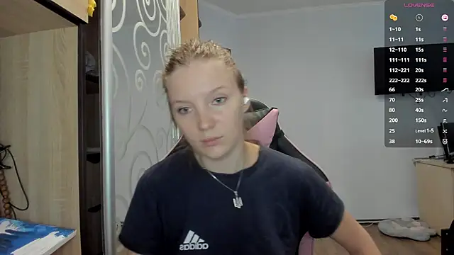 Mary Blu online show from September 20, 8:19 am