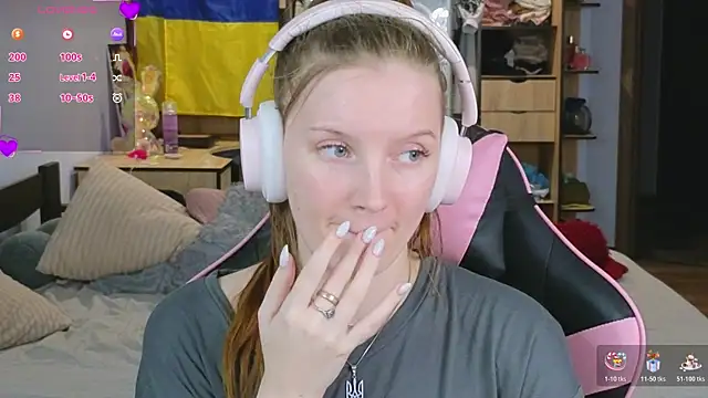 Mary Blu online show from January 11, 8:05 pm