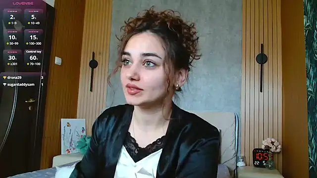 KatarinaHeaven online show from May 4, 7:55 am
