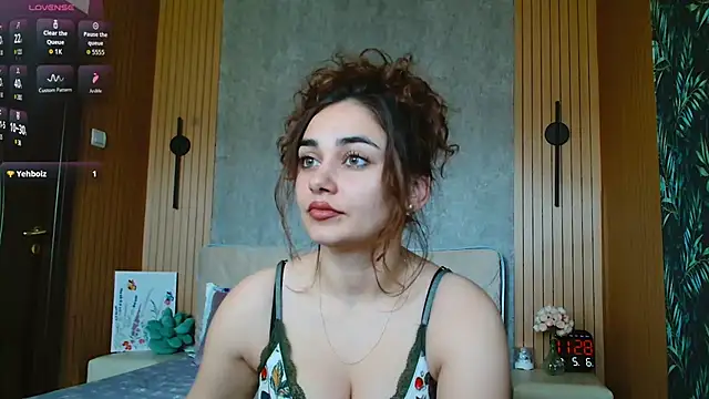KatarinaHeaven online show from May 6, 8:29 am