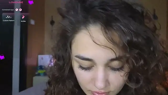 Snapshot of KatarinaHeaven chatting on July 23, 11:00 pm KatarinaHeaven online show from July 23, 11:00 pm