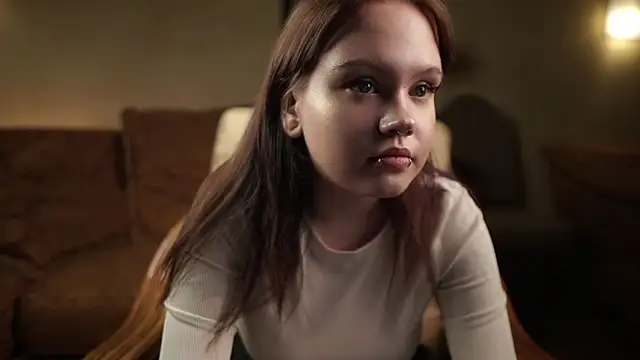 LeahAllsop online show from March 11, 1:38 pm