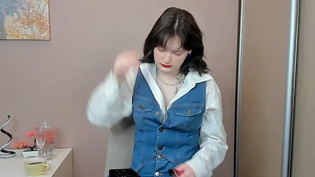 ManaGallob online show from March 30, 5:31 am