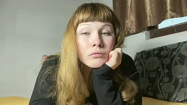 AlexaGudz online show from May 28, 2:23 pm