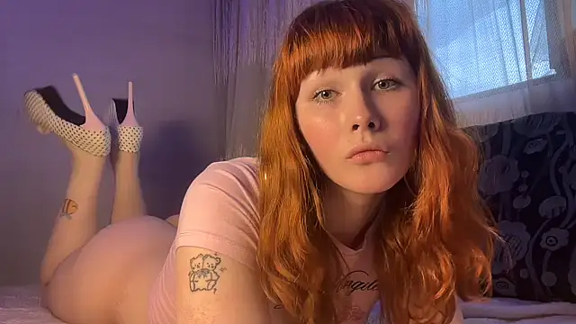 Snapshot of AlexaGudz chatting on June 23, 4:38 pm AlexaGudz online show from June 23, 4:38 pm
