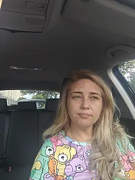 MellanieBliss online show from July 22, 4:25 am
