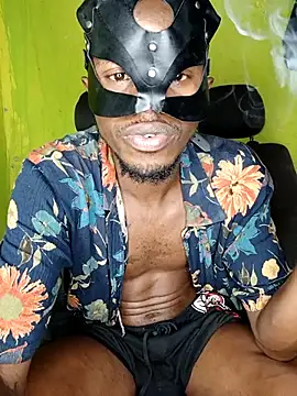 Snapshot of StrongEbonyDick chatting on May 10, 4:31 pm StrongEbonyDick online show from May 10, 4:31 pm
