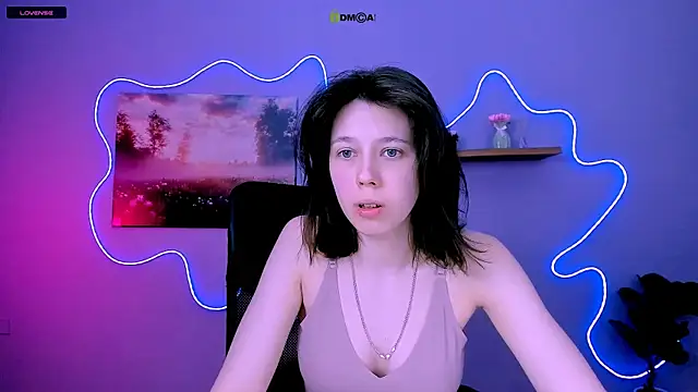 aria wild  online show from April 10, 6:48 pm