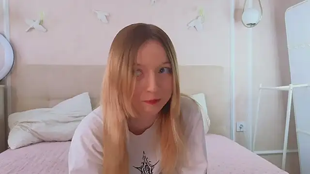 JillHolland online show from March 22, 10:06 am