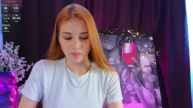 AmyLindsey online show from May 13, 6:42 am