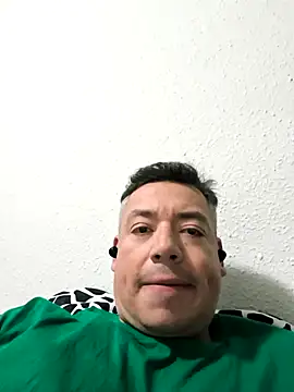 Snapshot of aztherockman chatting on March 2, 6:37 pm aztherockman online show from March 2, 6:37 pm