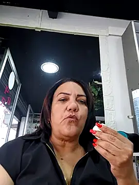 saraladys online show from April 8, 3:02 pm