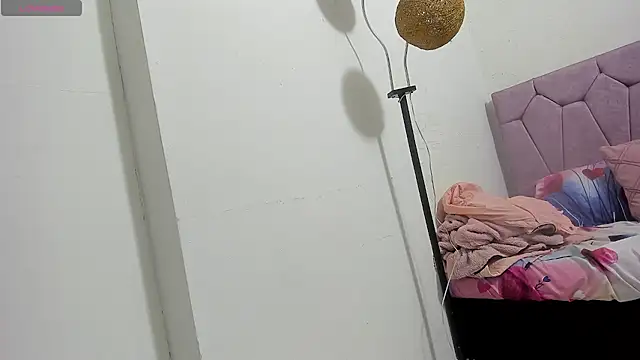 saraladys online show from May 16, 1:37 am
