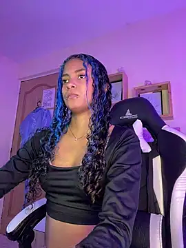Snapshot of Franchezcaa_ chatting on July 21, 6:09 pm Franchezcaa online show from July 21, 6:09 pm