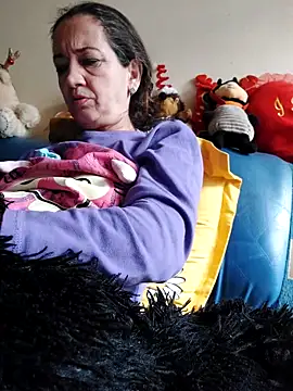 Snapshot of anayss17 chatting on March 20, 3:46 pm anayss17 online show from March 20, 3:46 pm