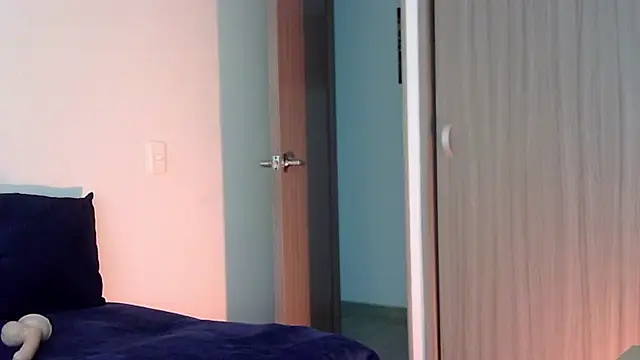 ariadna grad online show from March 20, 1:01 pm