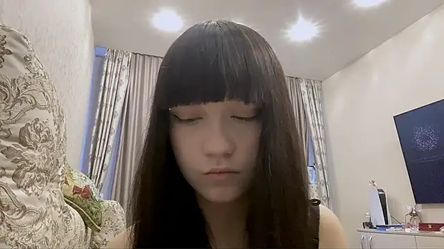 LoidaTrytten online show from March 21, 2:32 pm