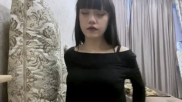 LoidaTrytten online show from March 22, 2:51 pm