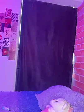 Snapshot of Babel_Raven chatting on March 25, 2:27 pm Babel Raven online show from March 25, 2:27 pm