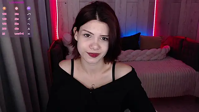 llittle-peachh online show from May 28, 6:32 am