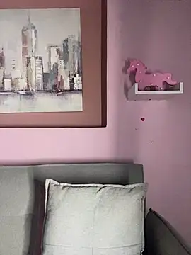 Im Luuu online show from April 28, 11:14 am