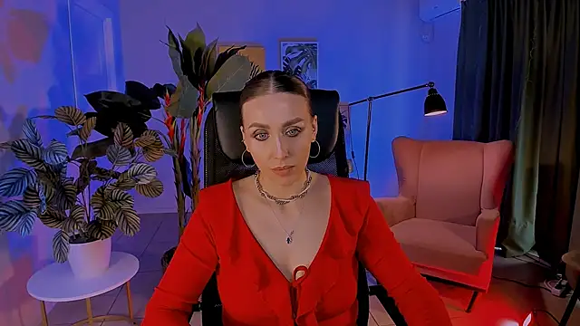Snapshot of MonicaRiley chatting on June 2, 3:23 pm MonicaRiley online show from June 2, 3:23 pm