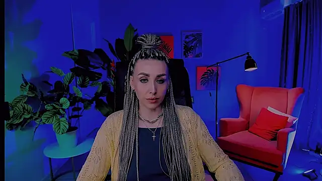 MonicaRiley online show from April 19, 11:55 am