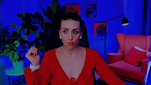 MonicaRiley online show from April 14, 9:25 am