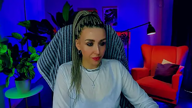 MonicaRiley online show from April 23, 9:05 am